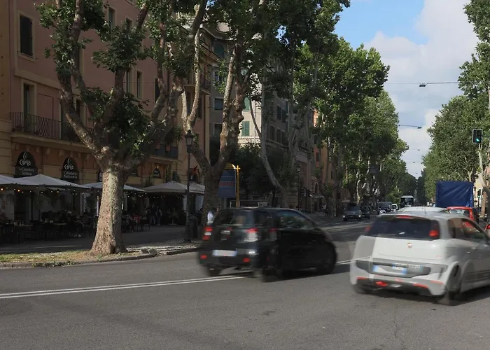 아파트 In Front Of Vatican Museums And Vatican Area - Myden In *